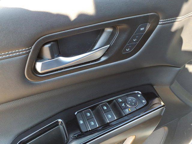 used 2023 Nissan Pathfinder car, priced at $34,264