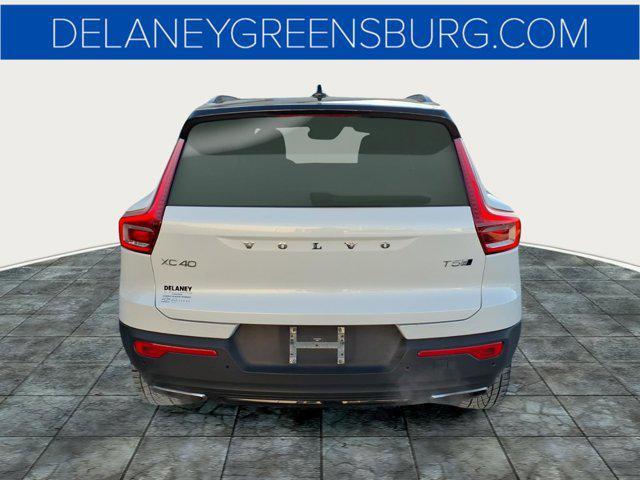 used 2019 Volvo XC40 car, priced at $15,500