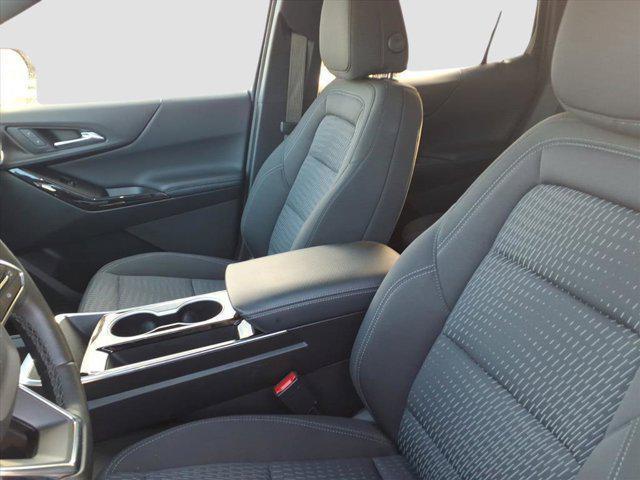 used 2025 Chevrolet Equinox car, priced at $29,532