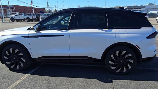 used 2025 Lincoln Nautilus car, priced at $57,888