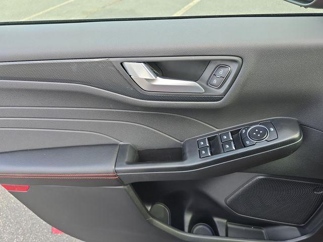 new 2026 Ford Escape car, priced at $30,699