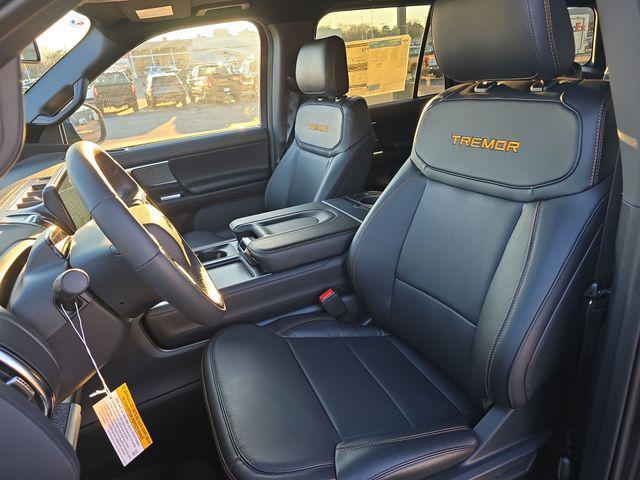 new 2025 Ford Expedition car, priced at $81,499