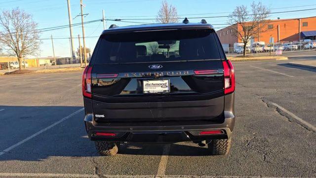new 2025 Ford Expedition car, priced at $77,659