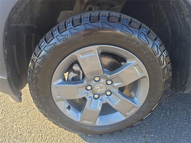 used 2025 Honda Ridgeline car, priced at $38,915