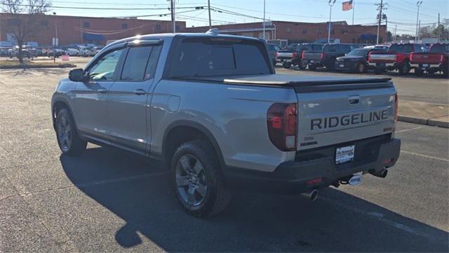 used 2025 Honda Ridgeline car, priced at $38,915