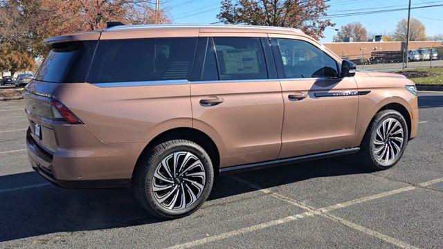 new 2025 Lincoln Navigator car, priced at $110,499