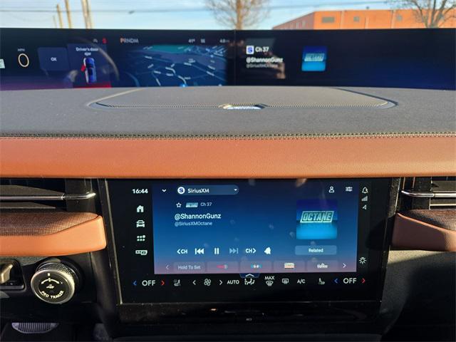 new 2026 Lincoln Navigator car, priced at $110,580