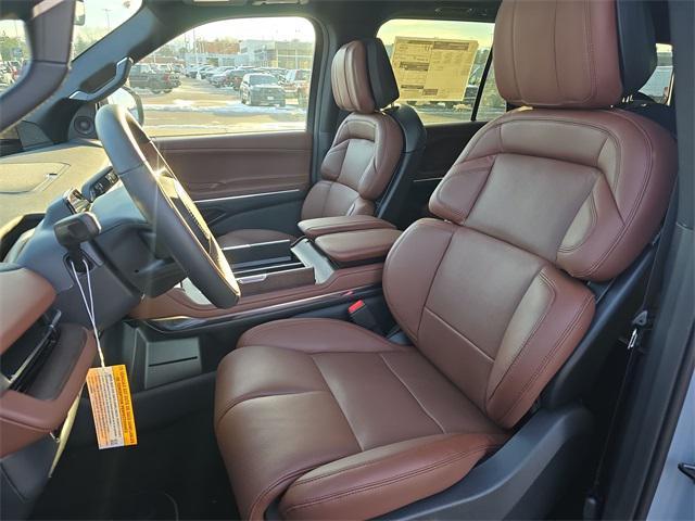 new 2026 Lincoln Navigator car, priced at $110,580