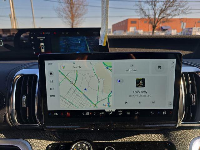 new 2025 Ford Expedition car, priced at $78,999