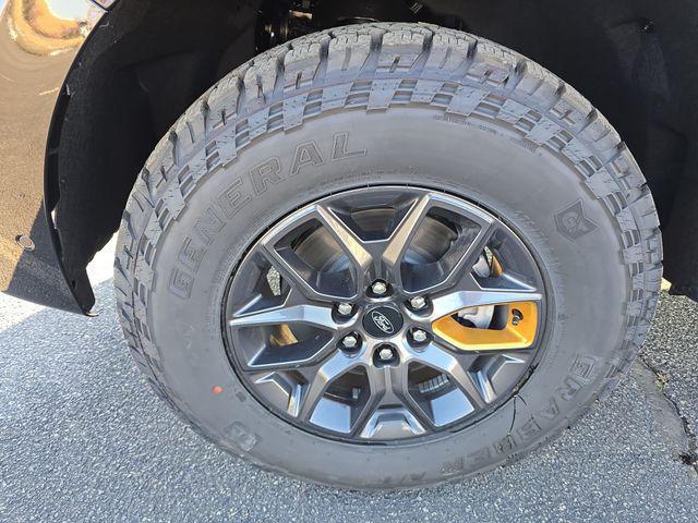 new 2025 Ford Expedition car, priced at $78,999