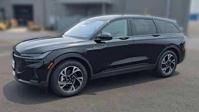 used 2026 Lincoln Nautilus car, priced at $57,339