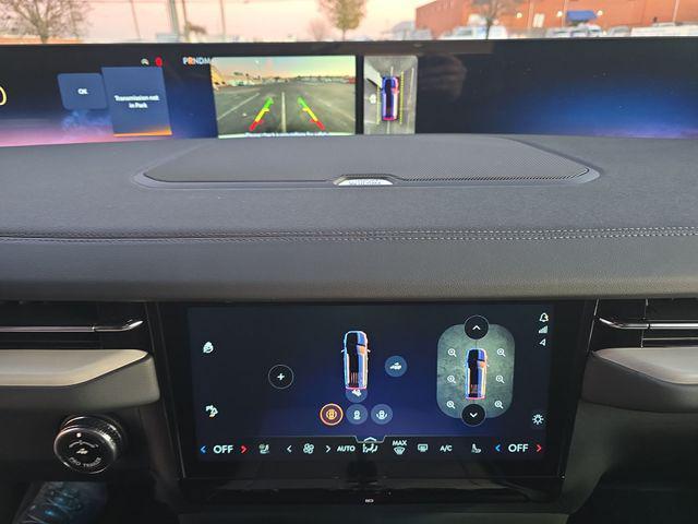 new 2026 Lincoln Navigator car, priced at $108,095