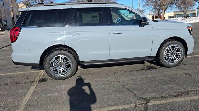new 2025 Ford Expedition car, priced at $70,999