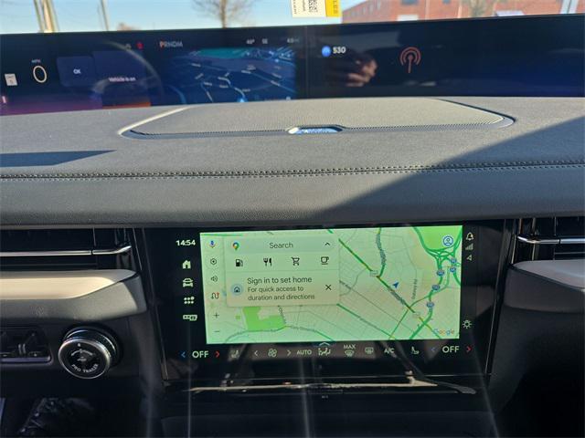 new 2026 Lincoln Navigator car, priced at $110,335