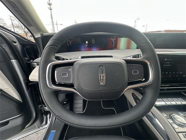 used 2025 Lincoln Nautilus car, priced at $49,888