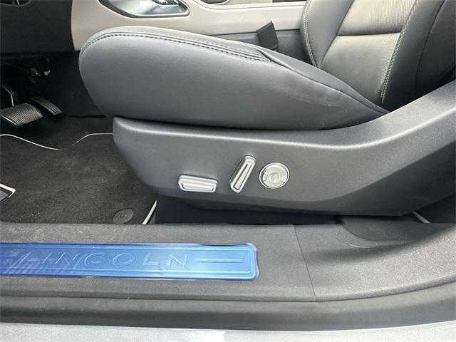 used 2025 Lincoln Nautilus car, priced at $49,888