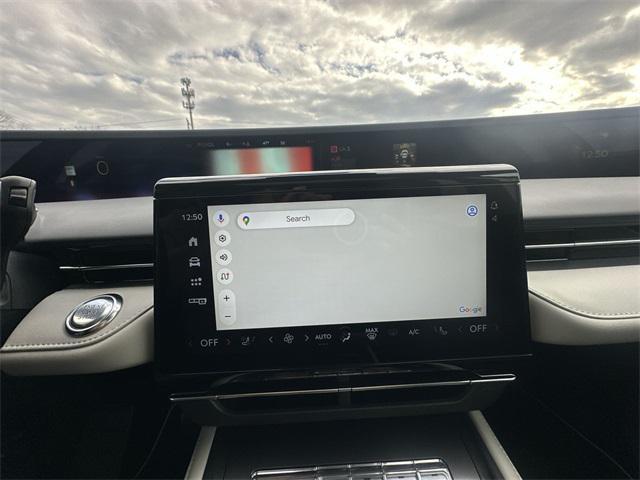 used 2025 Lincoln Nautilus car, priced at $49,888