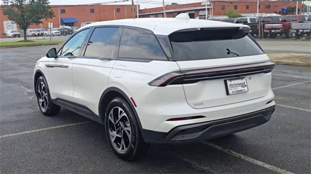 used 2025 Lincoln Nautilus car, priced at $45,888