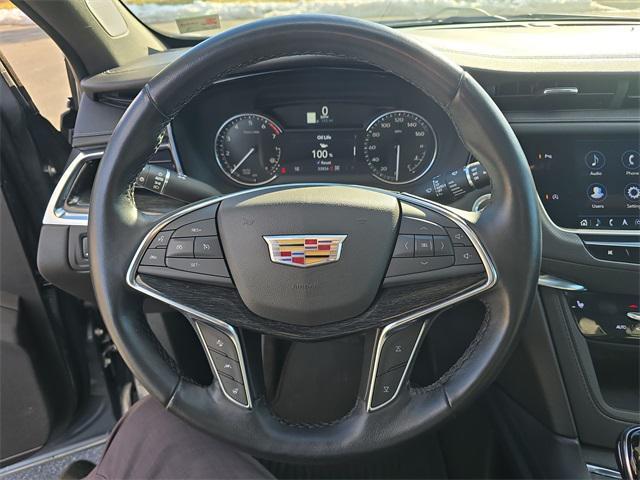 used 2021 Cadillac XT5 car, priced at $30,988