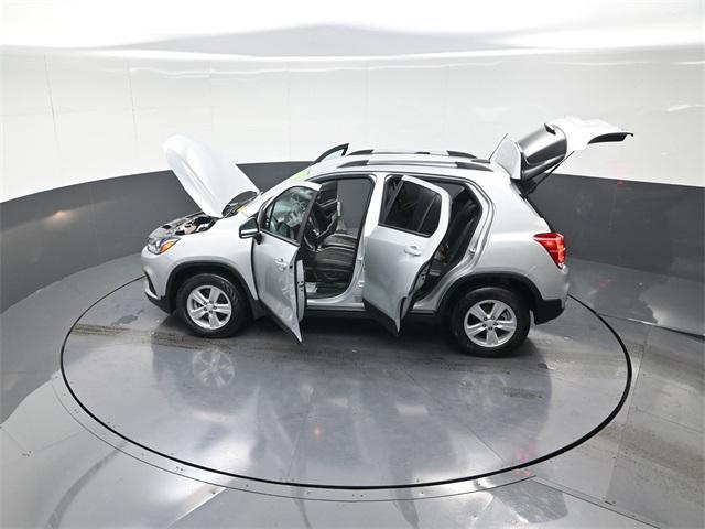 used 2022 Chevrolet Trax car, priced at $18,962