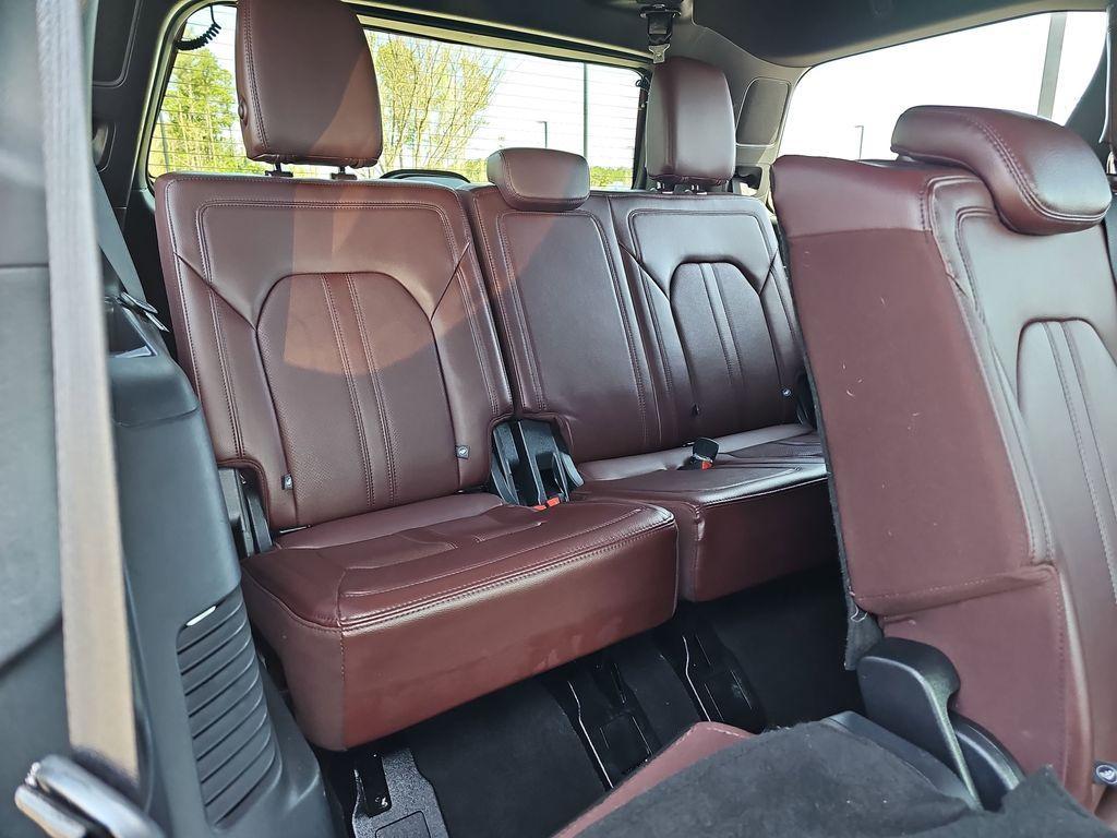 used 2024 Ford Expedition car, priced at $39,800