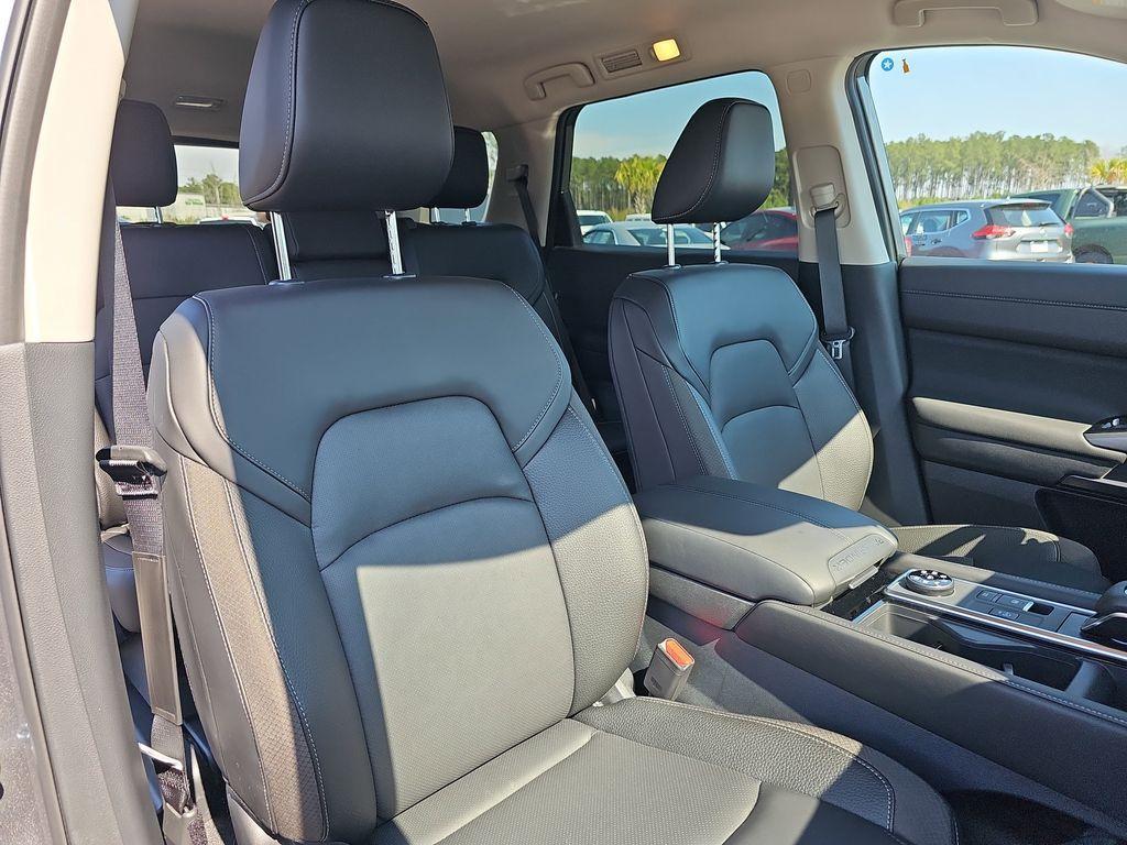 new 2026 Nissan Pathfinder car, priced at $42,378