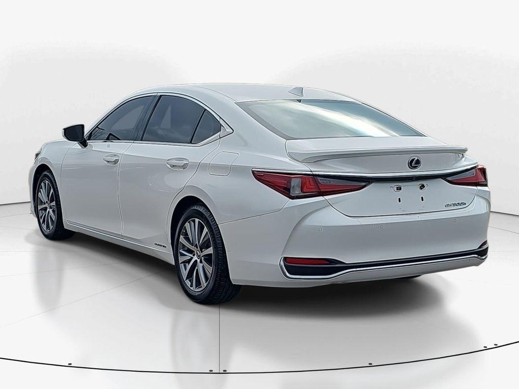 used 2020 Lexus ES 300h car, priced at $18,900