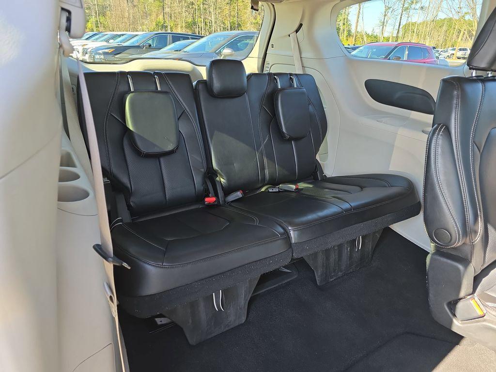 used 2023 Chrysler Pacifica car, priced at $22,900