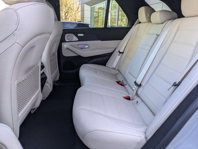 new 2025 Mercedes-Benz GLE 450 car, priced at $86,735