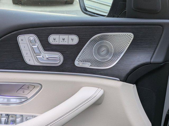 new 2025 Mercedes-Benz GLE 450 car, priced at $86,735