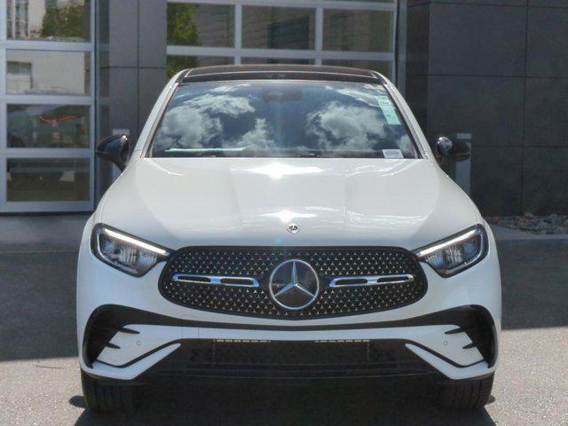 new 2025 Mercedes-Benz GLC 300 car, priced at $67,945