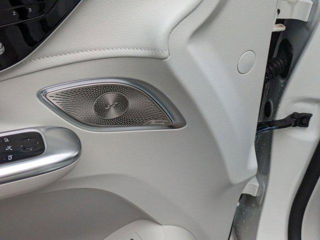 new 2025 Mercedes-Benz EQE 500 car, priced at $93,545