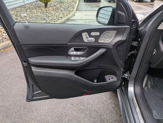 new 2026 Mercedes-Benz GLS 450 car, priced at $98,780