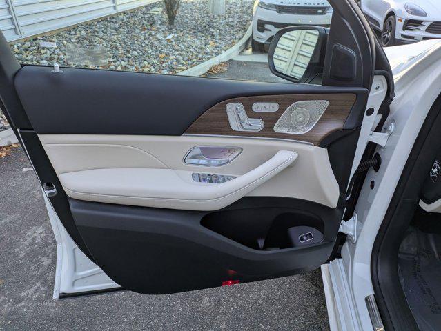 new 2026 Mercedes-Benz GLS 450 car, priced at $98,745