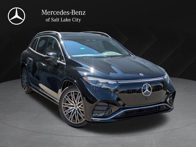new 2026 Mercedes-Benz EQS 400 car, priced at $100,674