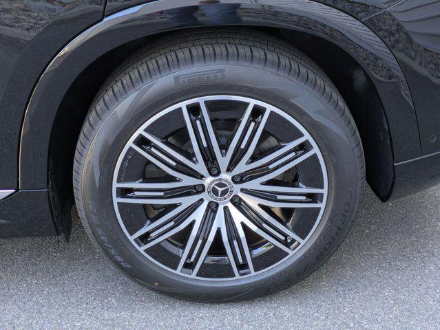 new 2026 Mercedes-Benz EQS 400 car, priced at $100,674