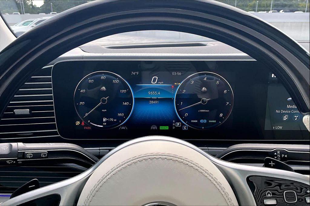 Mercedes-Benz GLS view 26