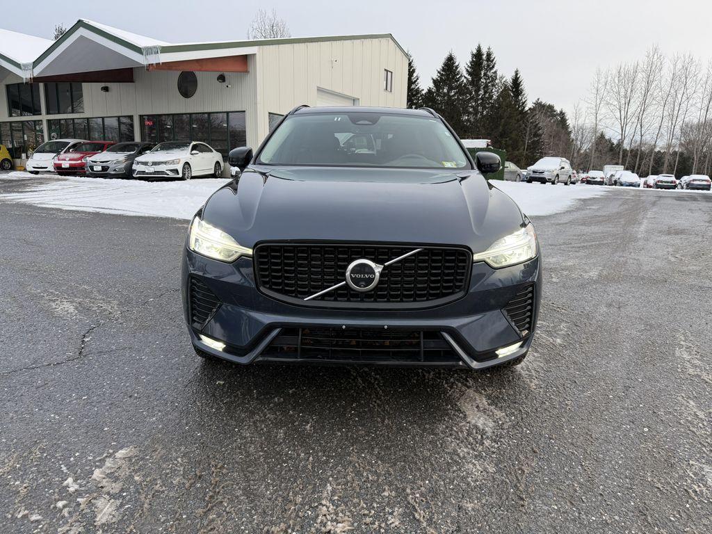 used 2024 Volvo XC60 car, priced at $31,885