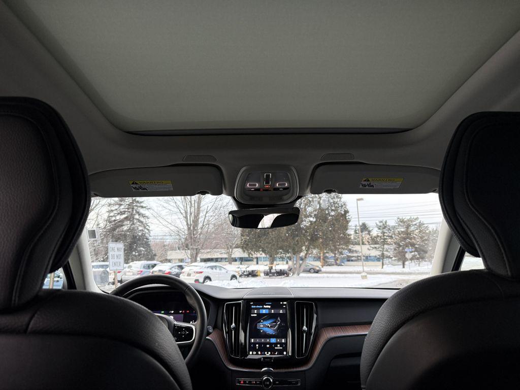 used 2024 Volvo XC60 car, priced at $31,885