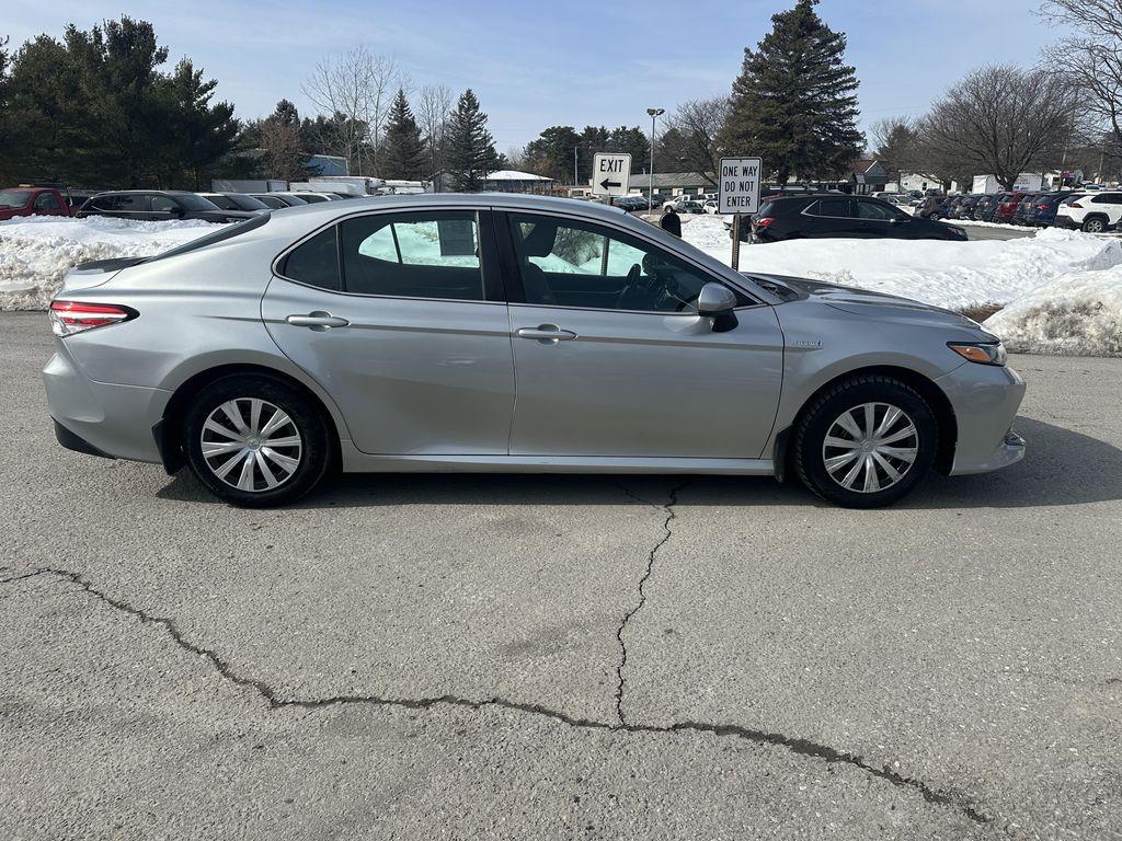 used 2018 Toyota Camry Hybrid car, priced at $14,885