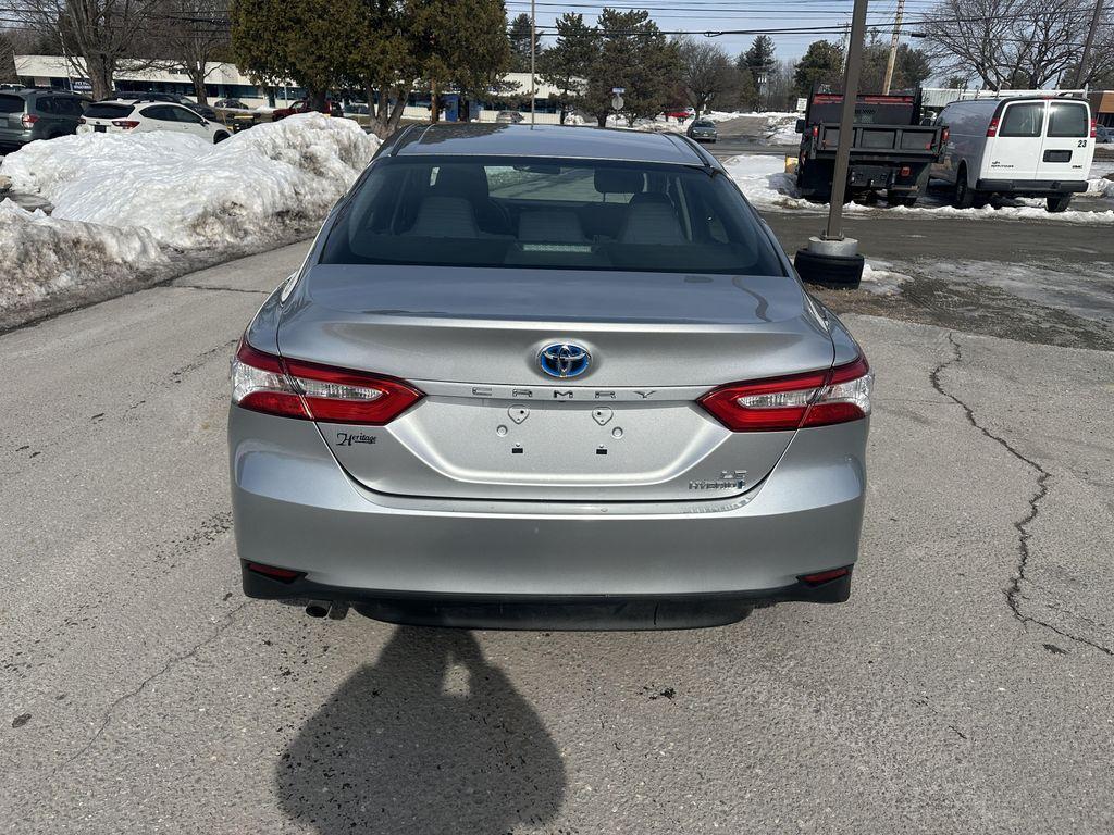 used 2018 Toyota Camry Hybrid car, priced at $14,885