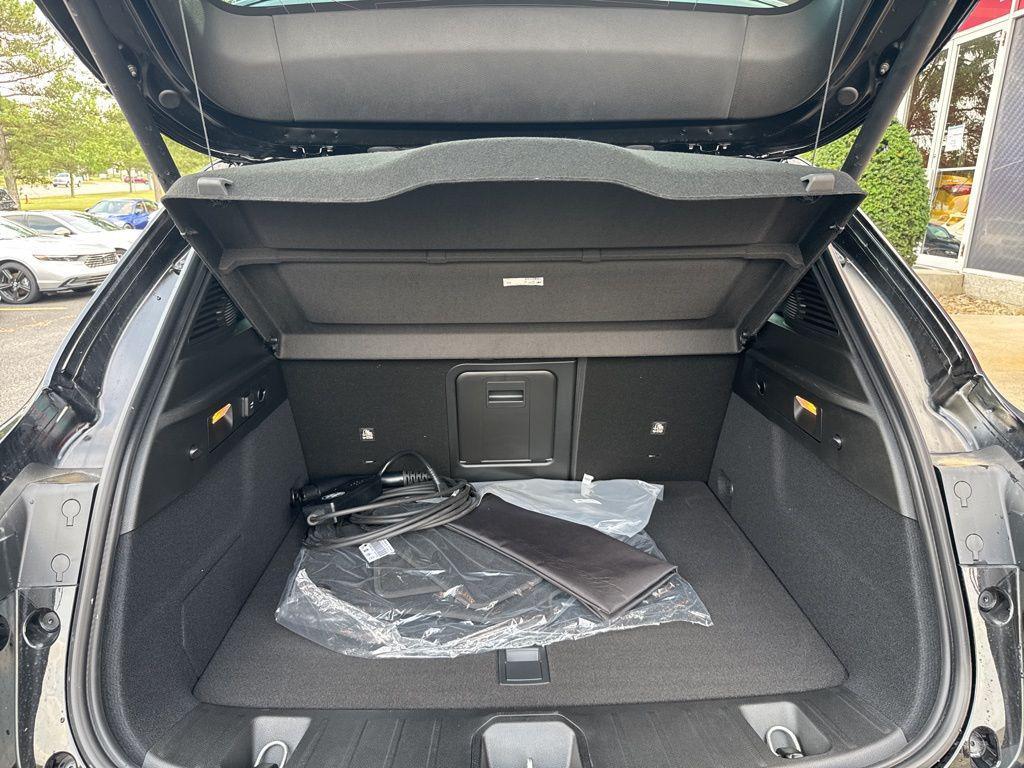 new 2025 Alfa Romeo Tonale car, priced at $44,000