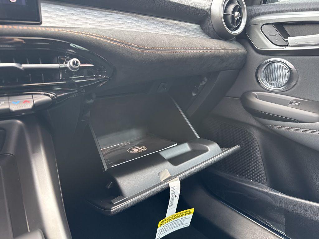 new 2025 Alfa Romeo Tonale car, priced at $44,000