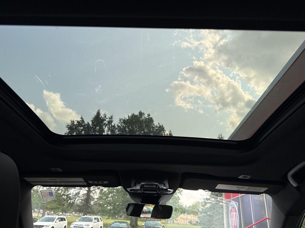 new 2025 Alfa Romeo Tonale car, priced at $44,000