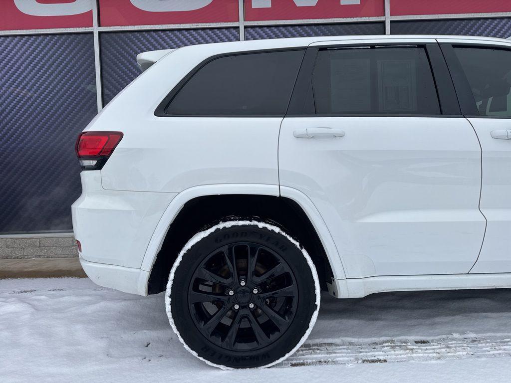 used 2018 Jeep Grand Cherokee car, priced at $16,499
