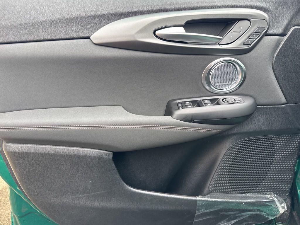 new 2025 Alfa Romeo Tonale car, priced at $45,400