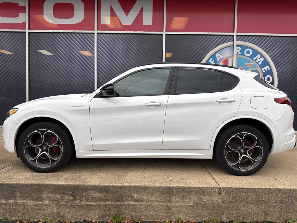 used 2022 Alfa Romeo Stelvio car, priced at $26,157