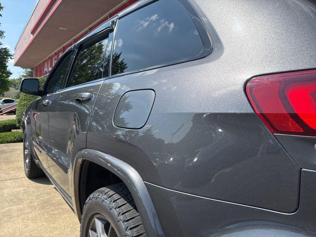 used 2021 Jeep Grand Cherokee car, priced at $22,836