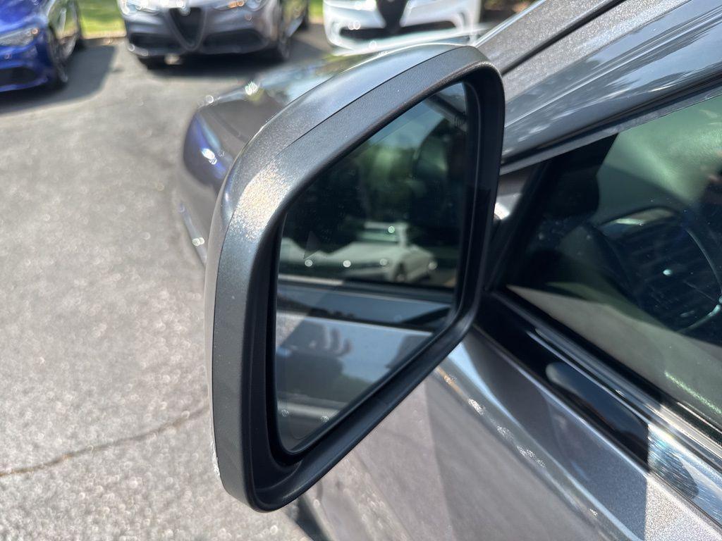 used 2021 Jeep Grand Cherokee car, priced at $22,836