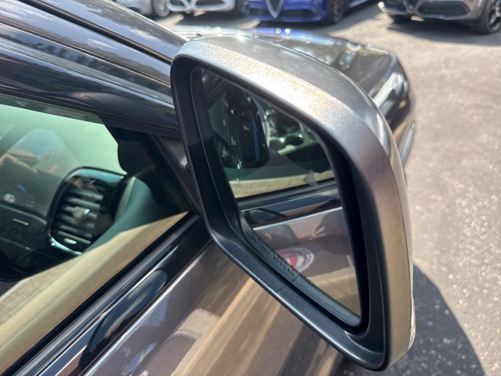 used 2021 Jeep Grand Cherokee car, priced at $22,836